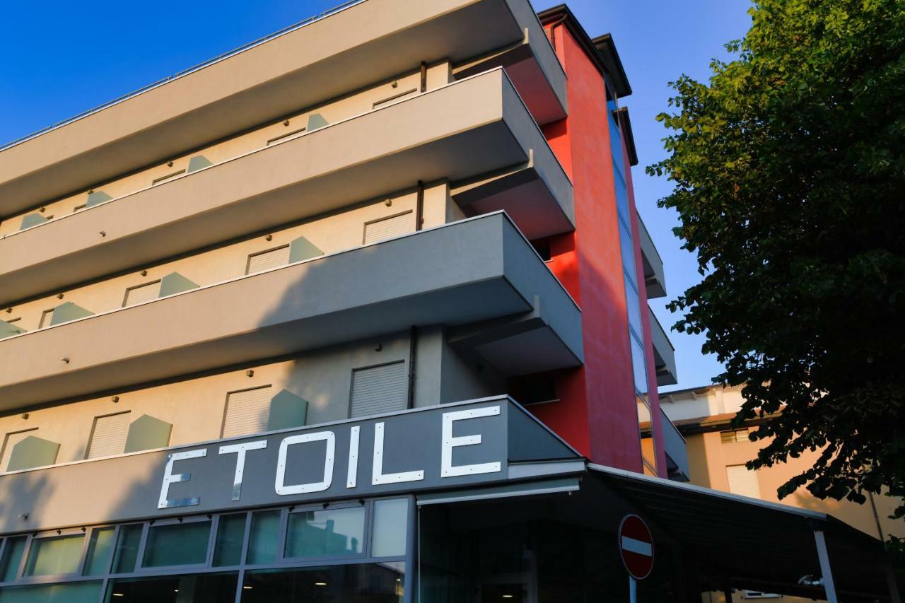 Hotel Etoile ริมินี ภายนอก รูปภาพ