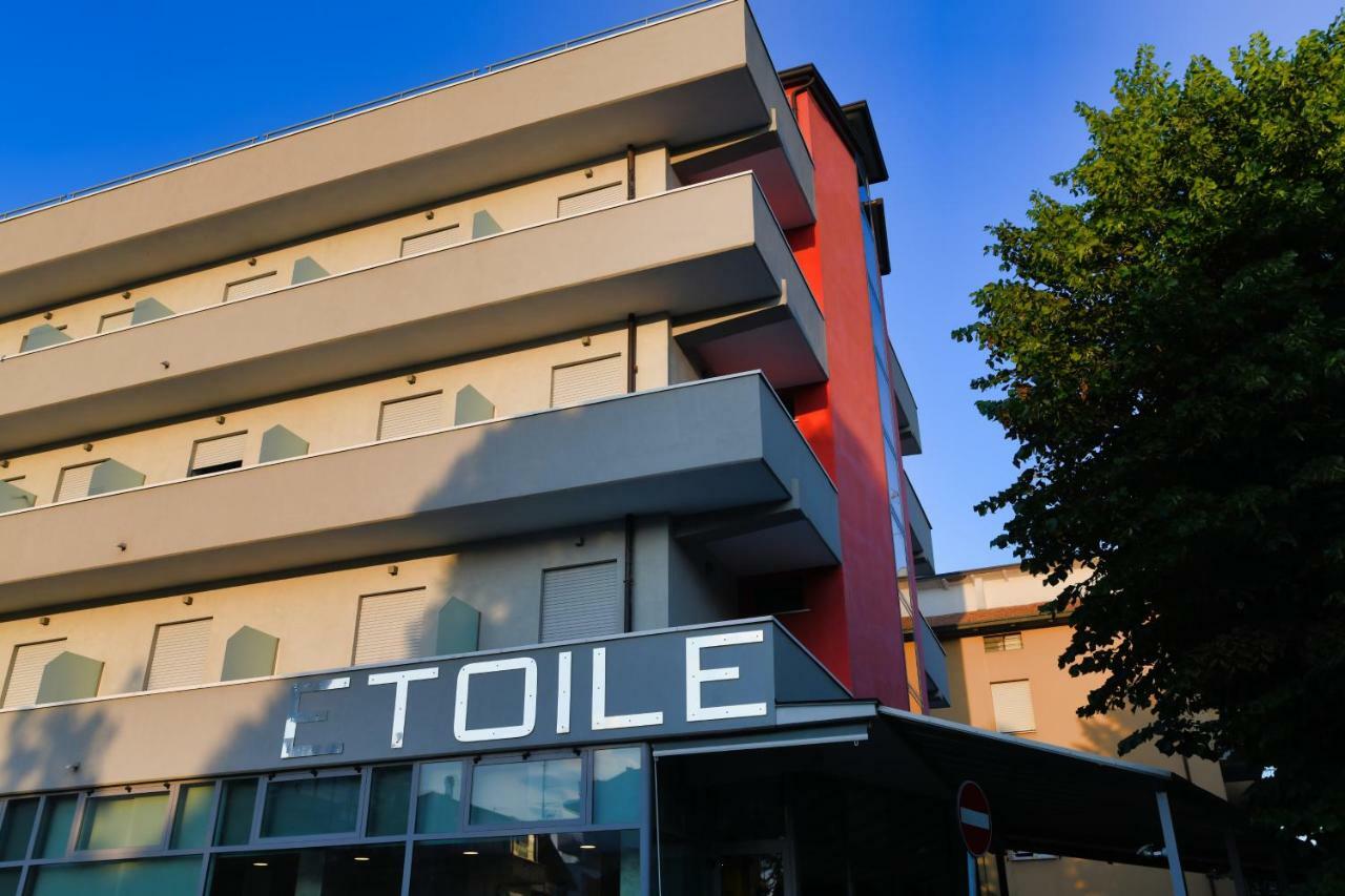 Hotel Etoile ริมินี ภายนอก รูปภาพ